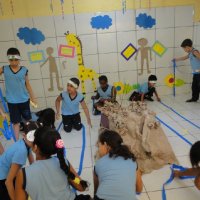 Estudar e conhecer mundos diferentes-97